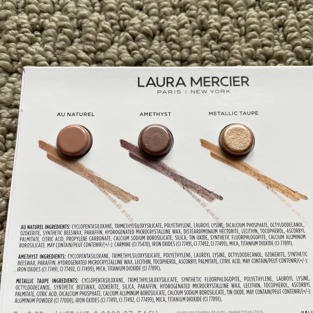 Bundle of Sephora Outrageous Plump Hydrating Lip Gloss & Laura Mercier Eyshadow - Picture 8 of 9